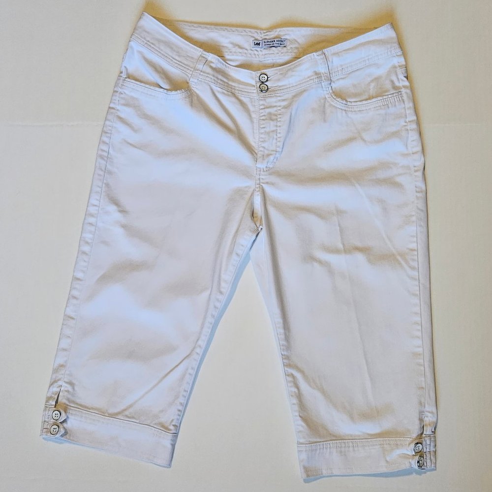 Women's Lee Jeans Slender Secret Lower on the Waist Capri Back Flaps Size 14P